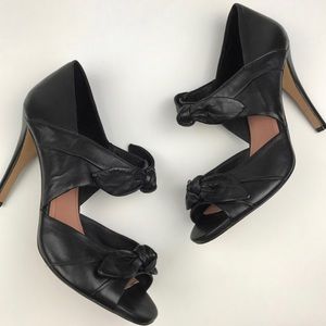 Vince Camuto Black Bow Heel
